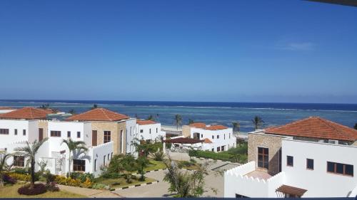 Family Escapes by the Ocean